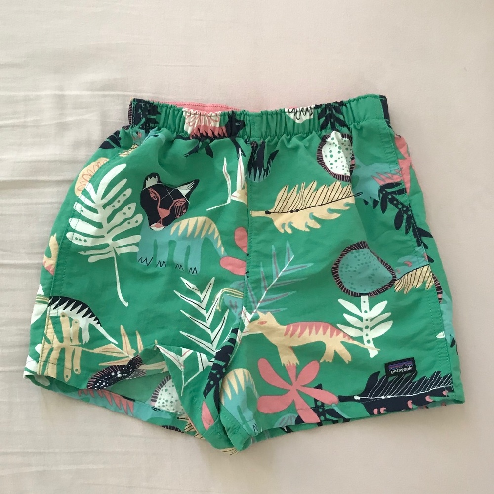 Patagonia toddler girl short pants size 5T